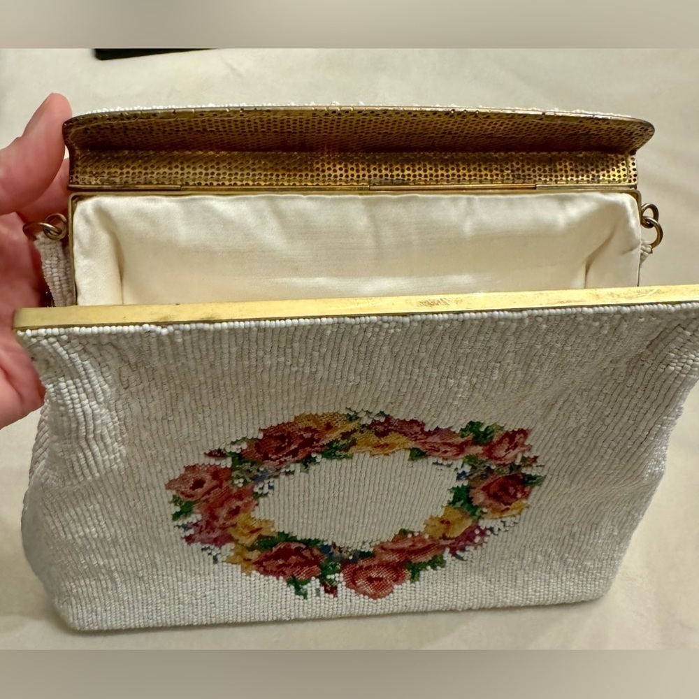 VTG! Elegant Micro Beaded Floral Embroidered Handbag - Picture 12 of 14